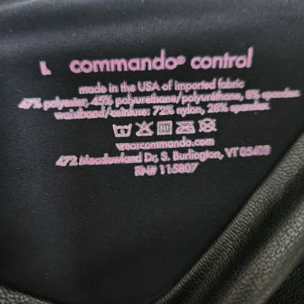 NWT Commando | Perfect Control Faux Leather Legging in Black - Size L